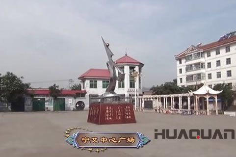 本縣 村盡享繁華，卻對(duì)華全發(fā)電機(jī)鐘愛(ài)有加