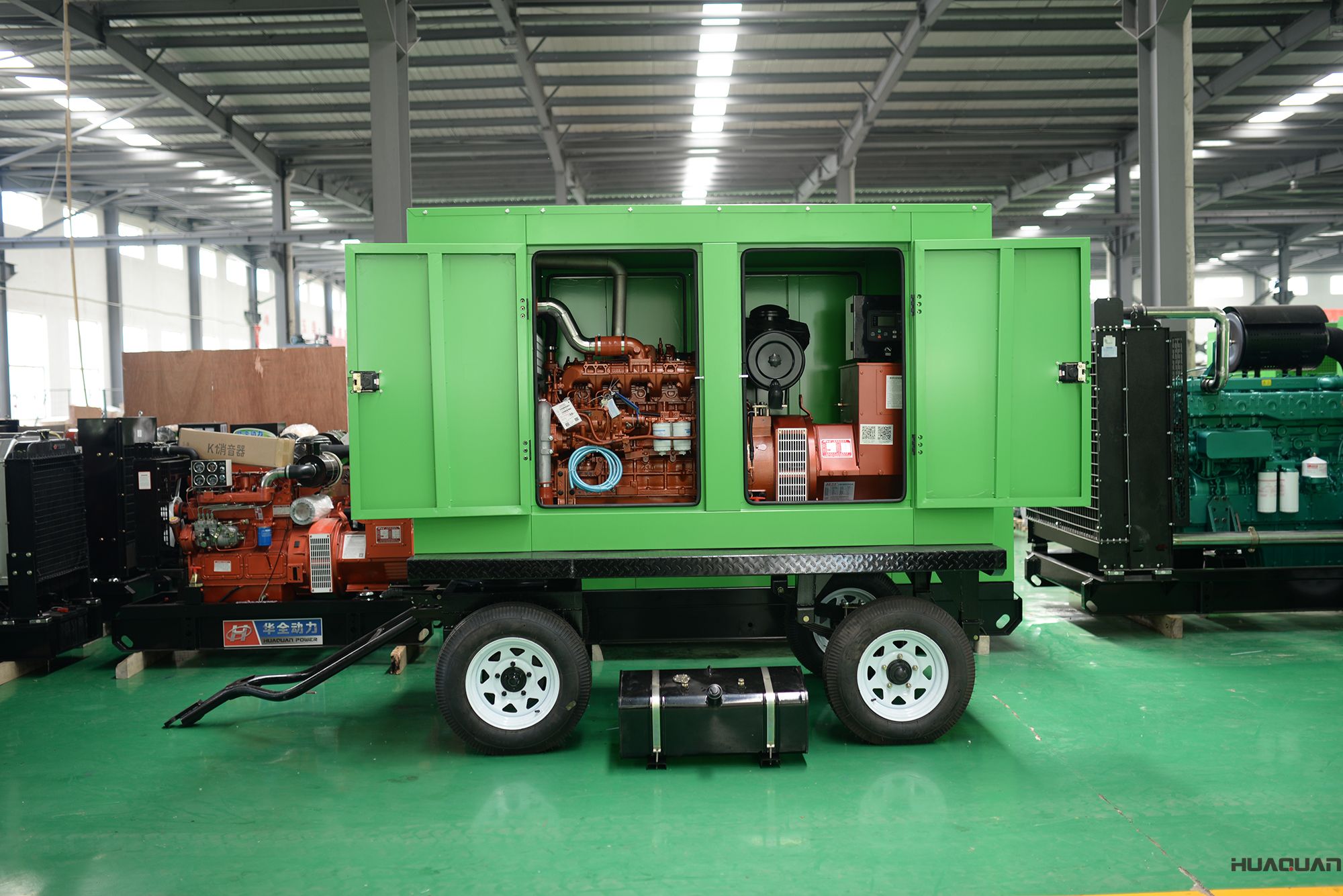 4月18日華全動(dòng)力100kw移動(dòng)拖車(chē)（含棚）發(fā)電機(jī)組發(fā)往濱州