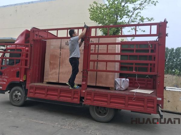 2018年5月27日一臺120kw防雨棚發電機組于華全成功發往河南固始縣