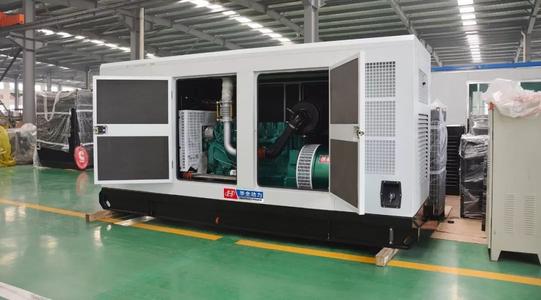 2月25日，尹先生從華全動力采購的75kw靜音式防雨棚柴油發電機組順利發往云南省