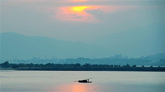 訴衷腸o當年只身赴商海，華全美文