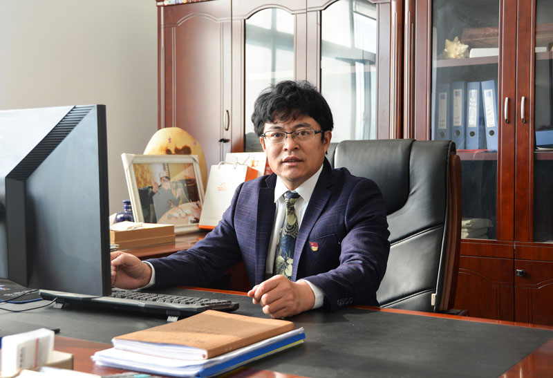 濰坊華全電力有限公司黨支部書記、董事長趙立增